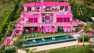 Fans de Barbie podrán pasar una noche gratis en una lujosa casa en Malibú