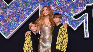 Shakira enfrenta grave problema con padres de familia