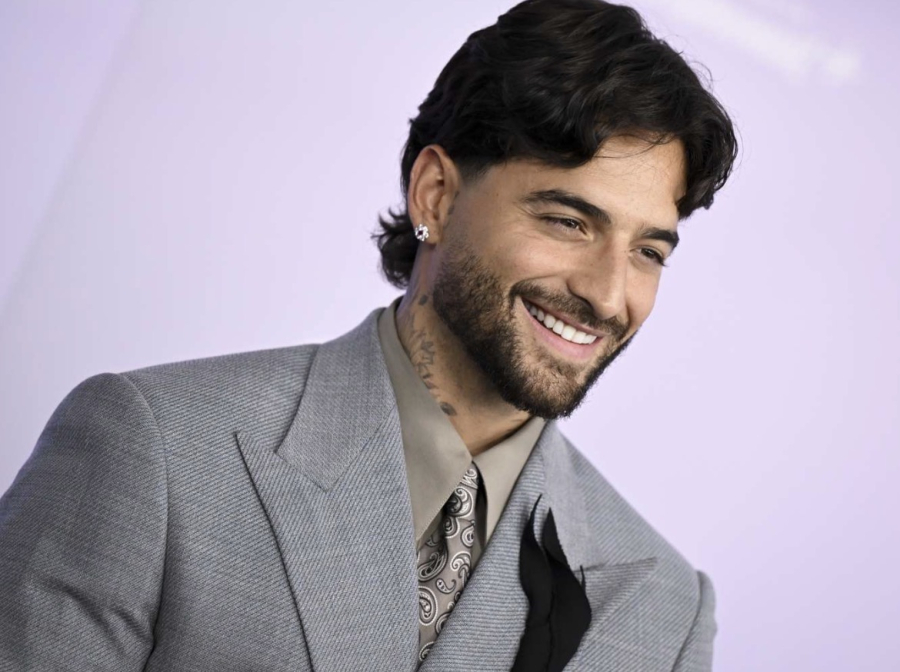 Yami Safdie y Maluma estrenan ‘felicidades’, una cumbia para celebrar la soltería