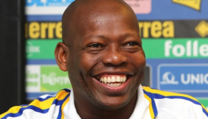 Faustino Asprilla ofrece recompensa para capturar al estafador