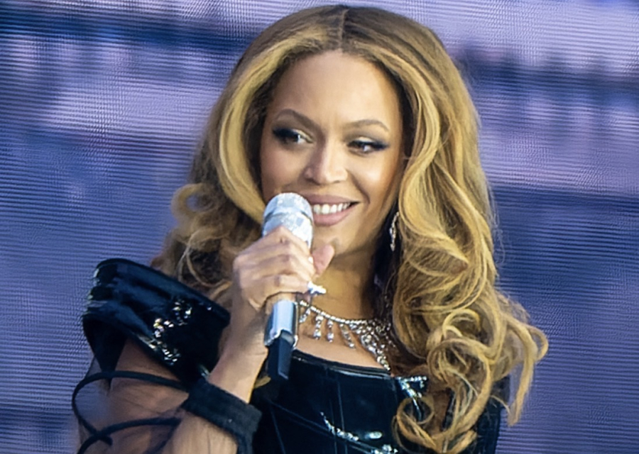 Beyoncé dona un millón de dólares para ayudar a afectados por el terremoto