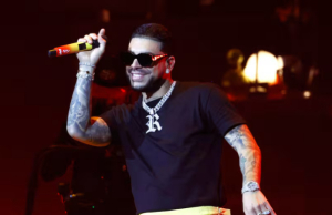 Ryan Castro anuncia el concierto más grande de su carrera