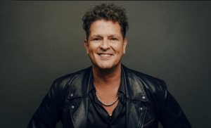 Carlos Vives y Goyo brillan en su nuevo sencillo