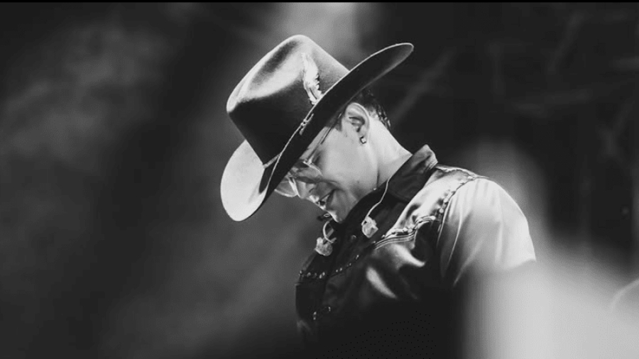 El cantante Yeison Jiménez muere en accidente de avioneta