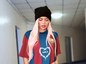 Barcelona lucirá el logotipo de Karol G