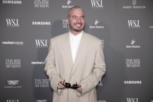 J Balvin regresa a la música. Fue visto grabando un sencillo en Medellín