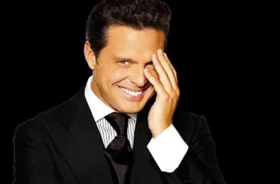 Luis Miguel confirma su regreso con gira para 2027