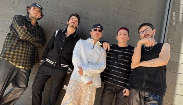 Feid junto a Morat