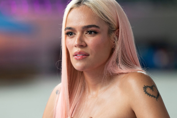 Critican y acusan a Karol G por su última canción