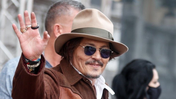 Aumentan las críticas por presencia de Johnny Depp en alfombra roja del Festival de Cannes