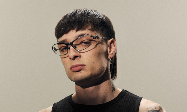 Peso Pluma debuta en el número 1 del Top Latin Albums