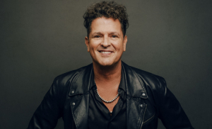 Carlos Vives anuncia su regreso a los escenarios de Colombia con la gira “Tour al Sol”