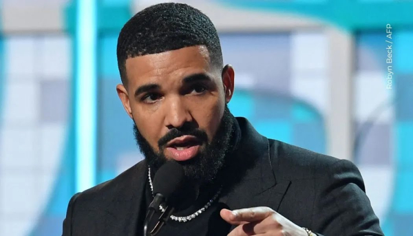 se inundó la casa de Drake