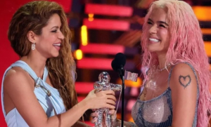 Shakira y Karol G entre las cinco mejores artistas de pop latino